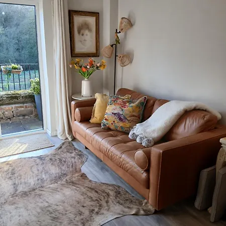 Casa de Férias Claro Mews Gem *