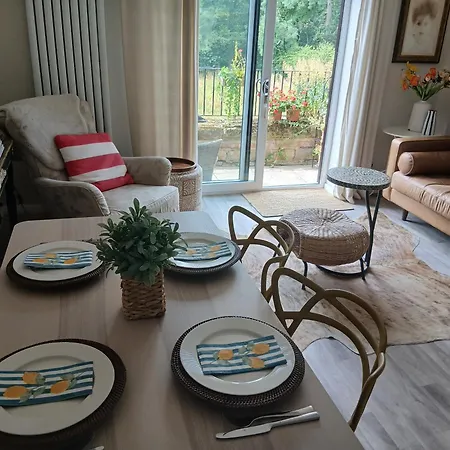 Casa de Férias Claro Mews Gem